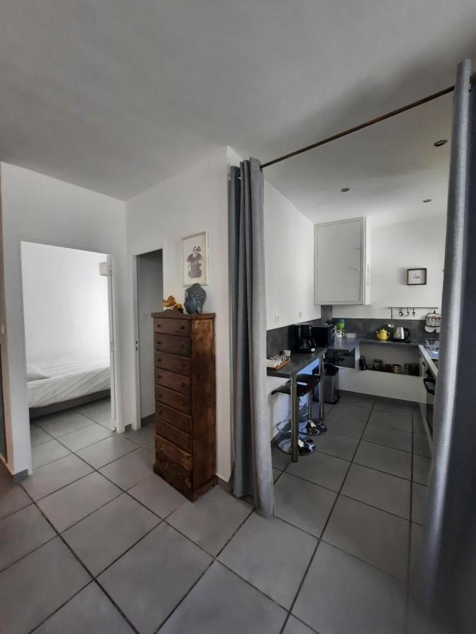 Agreable Appartement T2 Proche Centre Nîmes Dış mekan fotoğraf