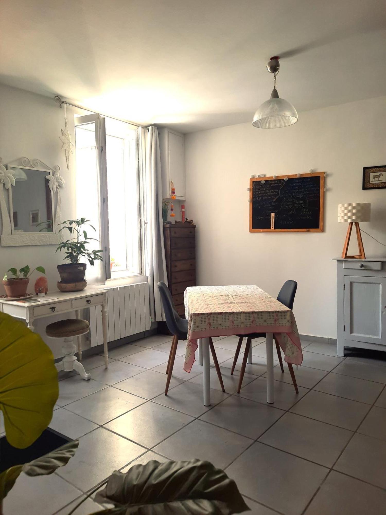 Agreable Appartement T2 Proche Centre Nîmes Dış mekan fotoğraf