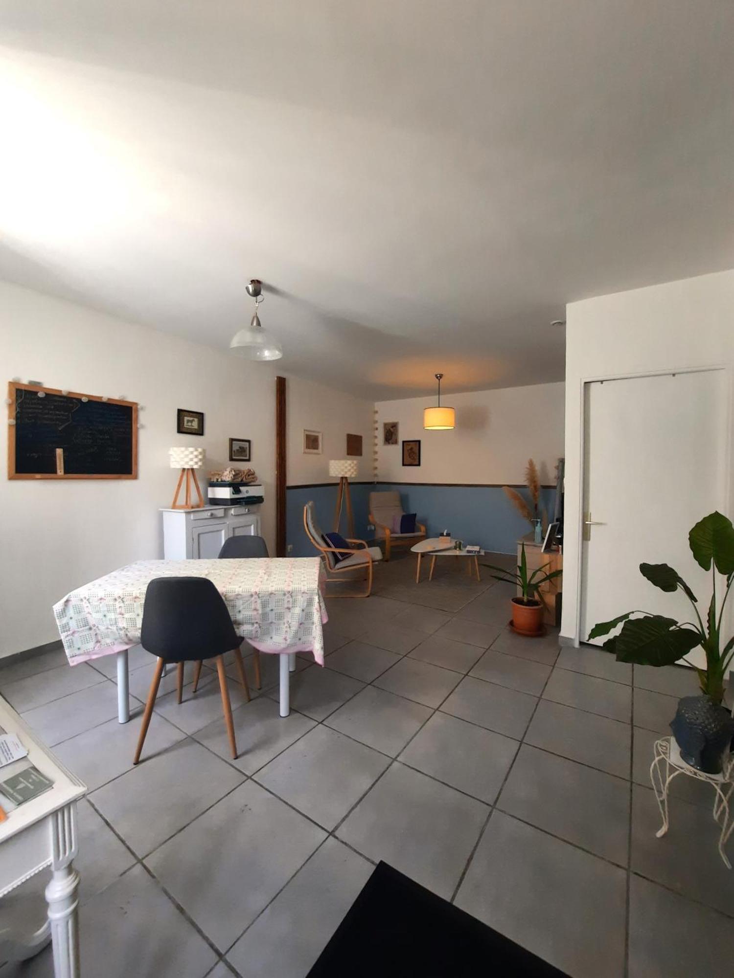 Agreable Appartement T2 Proche Centre Nîmes Dış mekan fotoğraf